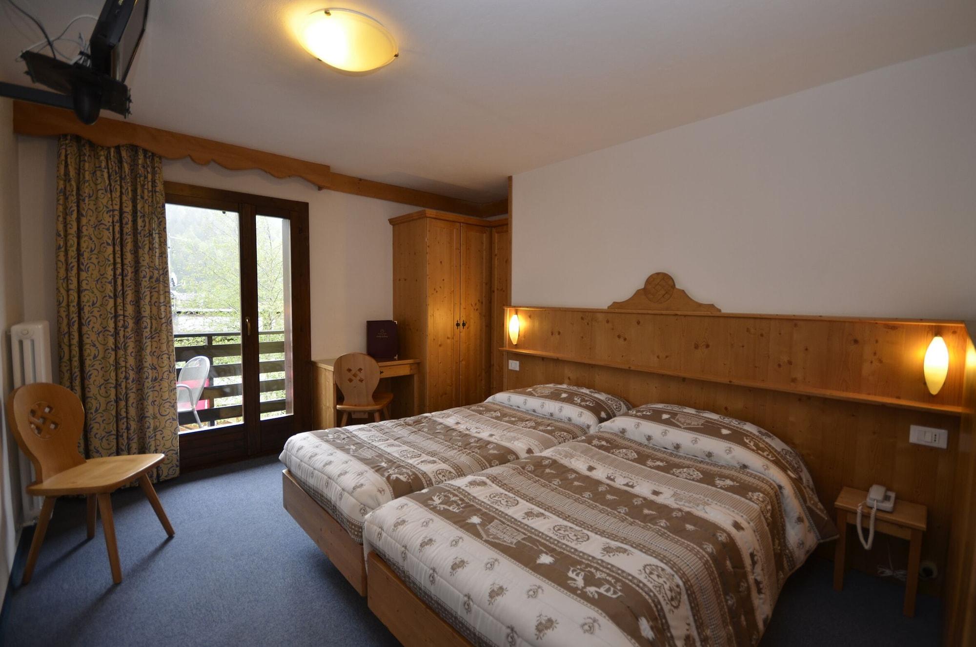 Hotel Cime D'Oro Madonna Eksteriør bilde